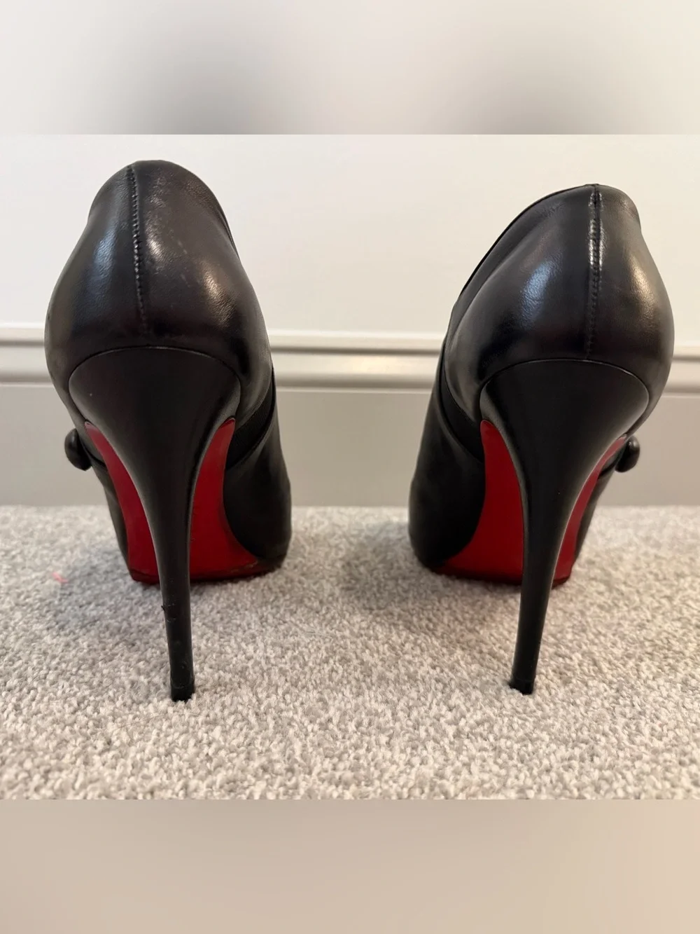 Christian Louboutin US 9-9.5/EU 41 RESOLED Ankle Booties w/ Buttons - Picture 4 of 9